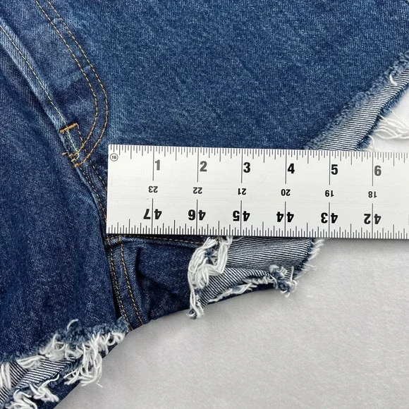 Levi's x Super Mario Women's 501 High Rise Shorts Size 24 - Picture 8 of 8